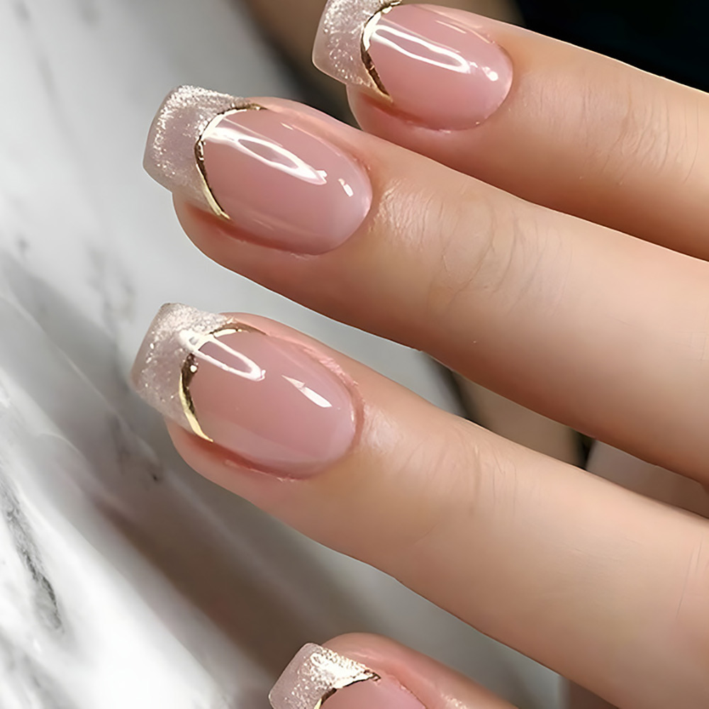 Nail Art Aesthetic - Накладные ногти средней длины для женщин