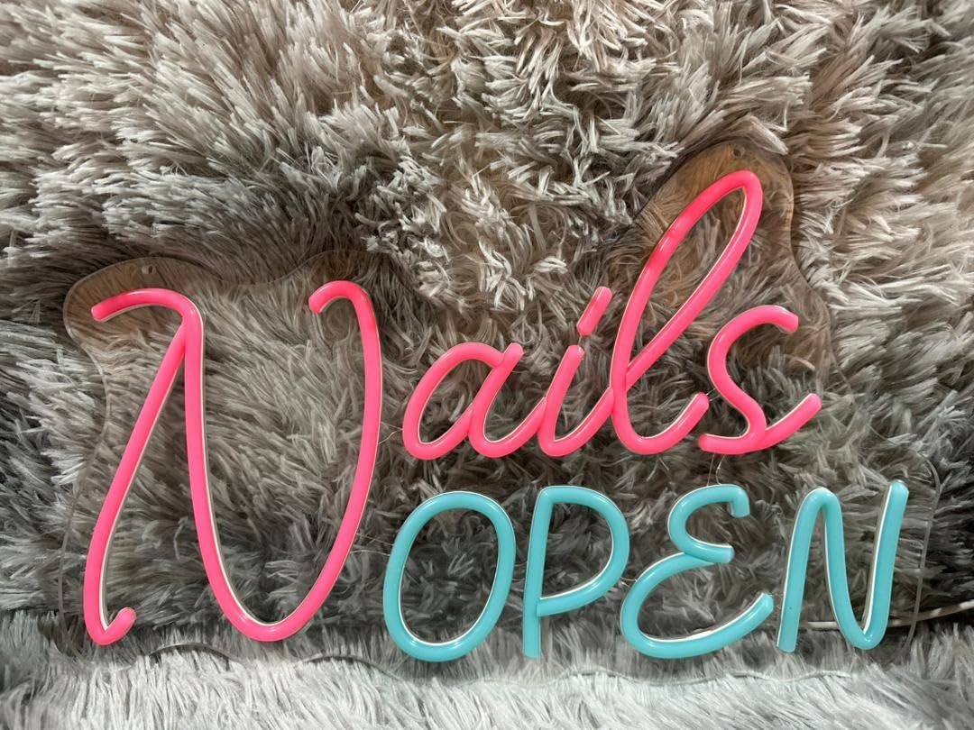 Неоновая вывеска «Nails Open»  – обзор и цена Nail Art Nail Art