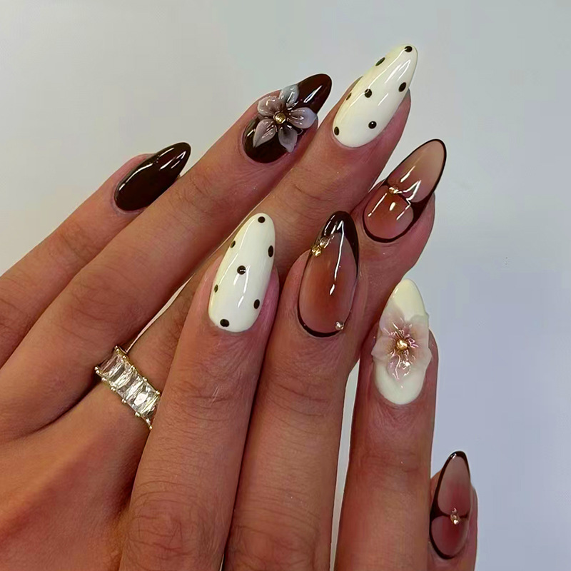 24 шт. готовых накладных ногте – обзор и цена Nail Art Aesthetic